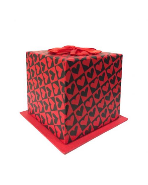 جعبه هدیه قرمز طرح قلبی مشکی