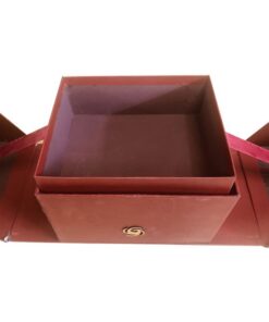 جعبه هرمی سورپرایزی دسته دار زرشکی باز