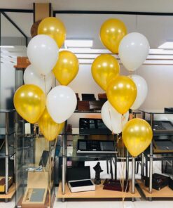 دسته بادکنک هلیومی سفید و طلایی